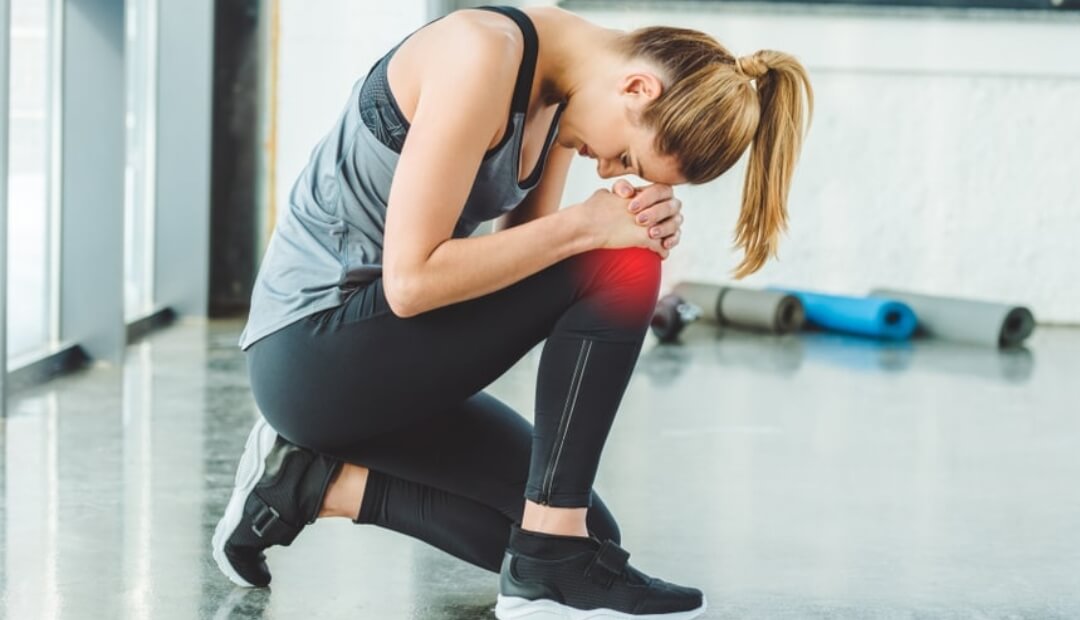 Knee Pain When Bending or Squatting: What Could Be Causing It and What Helps?