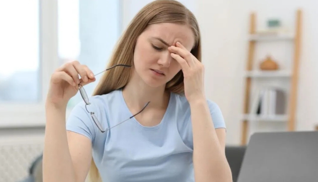eye fatigue headache